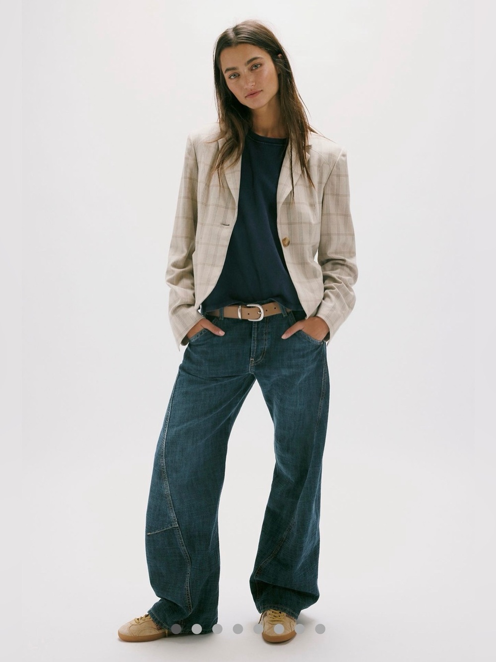 NWT FREE PEOPLE WE ARE FREE HIGHLAND LOW RISE, TWISTED BOWED JEANS 🔥